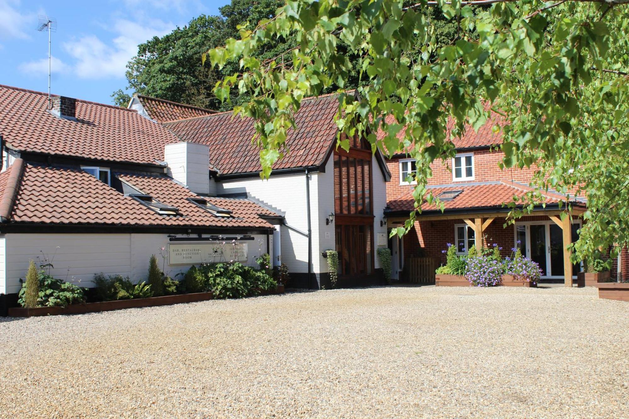 The Black Swan Inn Horsham St Faith المظهر الخارجي الصورة