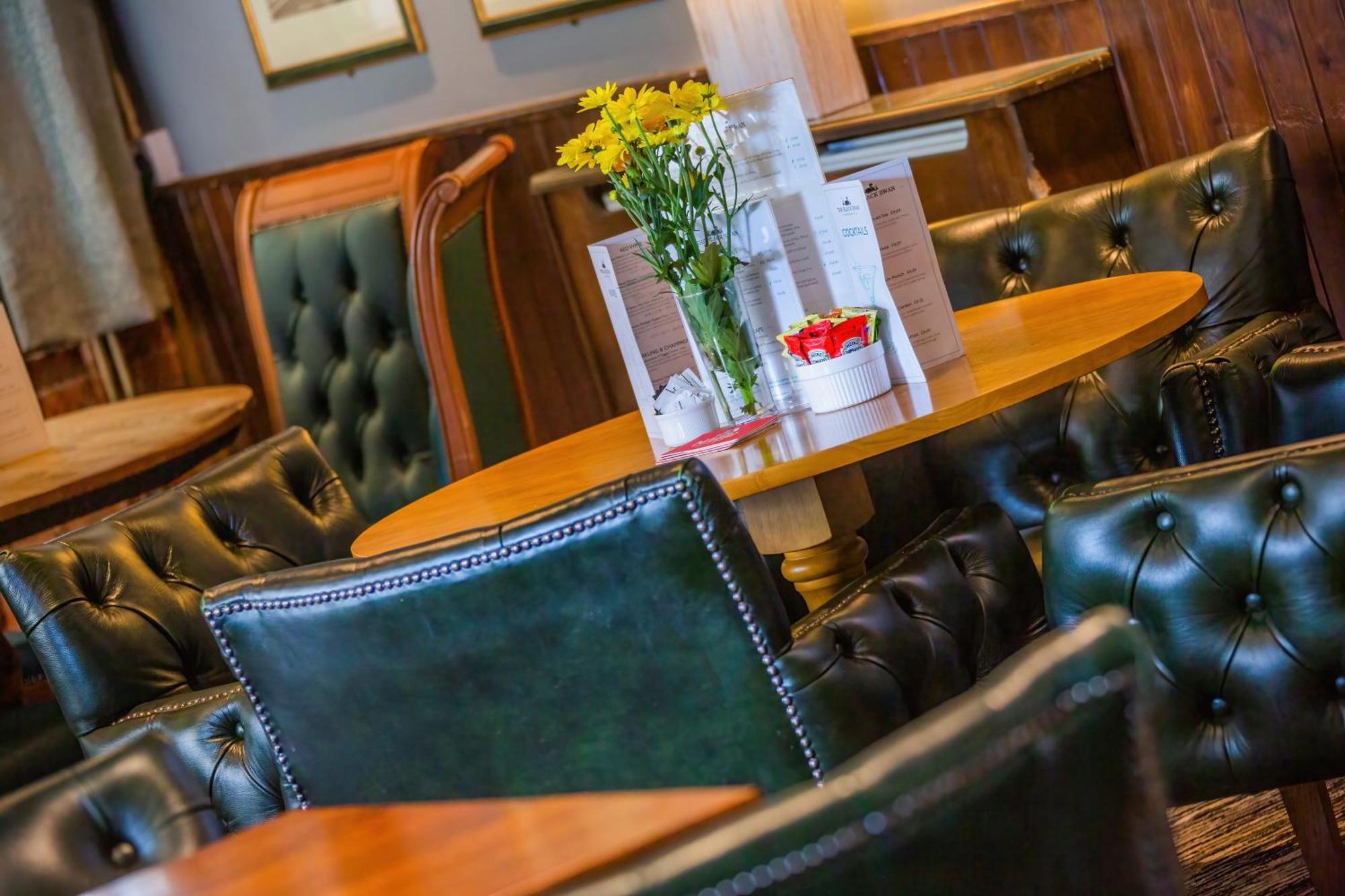 The Black Swan Inn Horsham St Faith المظهر الخارجي الصورة